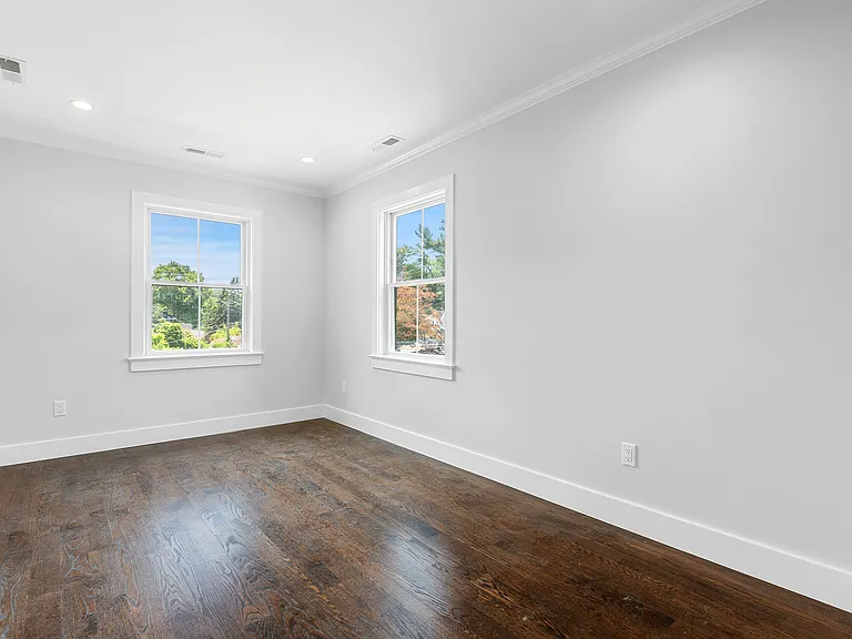 35 Old Bedford Rd #A — Photo 11