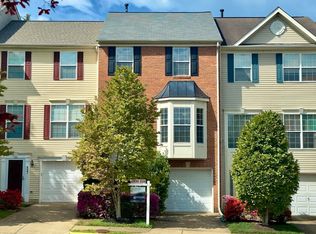 8459 Carmela Cir, Springfield, VA 22153