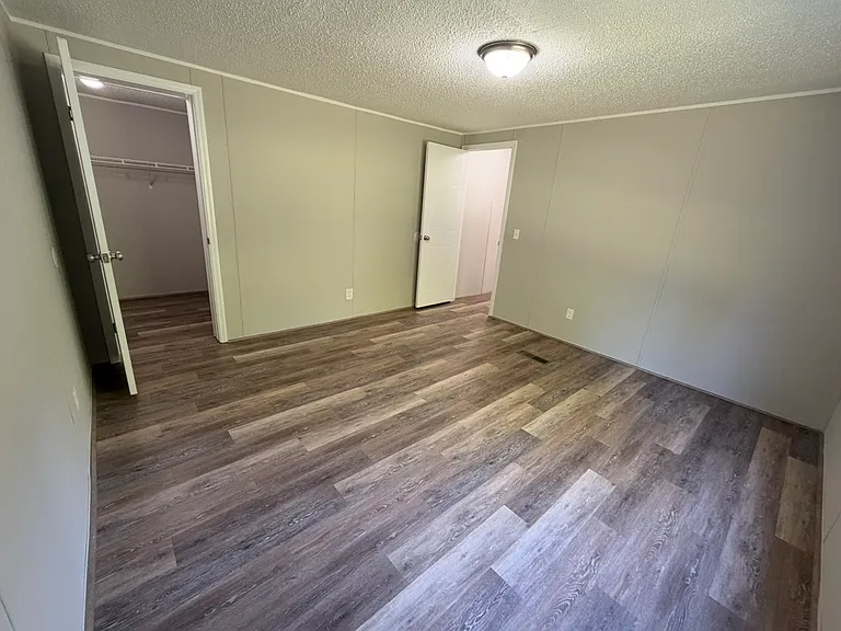 109 Corn Rd — Photo 23