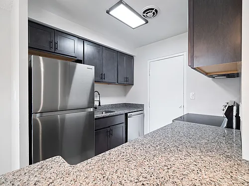 Coventry Mayfield Apartments Photo 1