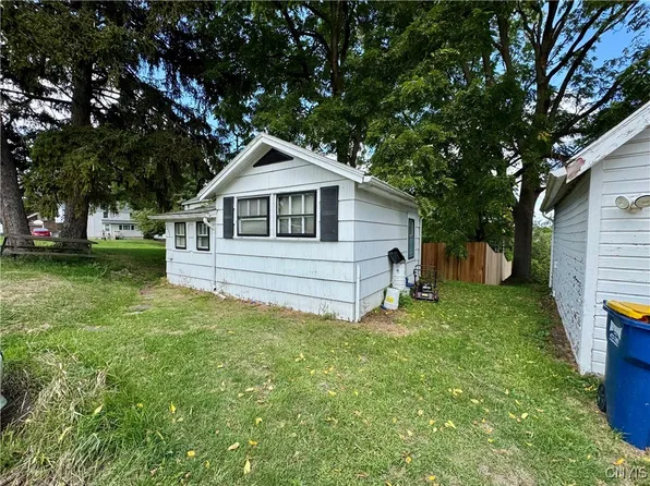206 Sidney St, Syracuse, NY 13219