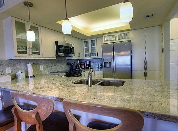 4th image of 1400 Gulf Blvd