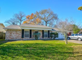 8827 Reamer St, Houston, TX 77074