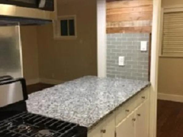 312 Jagoe St APT 3, Denton, TX 76201