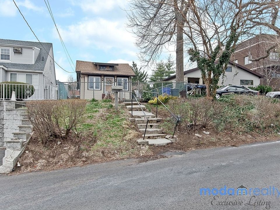 1st image of 235 Longstreet Ave