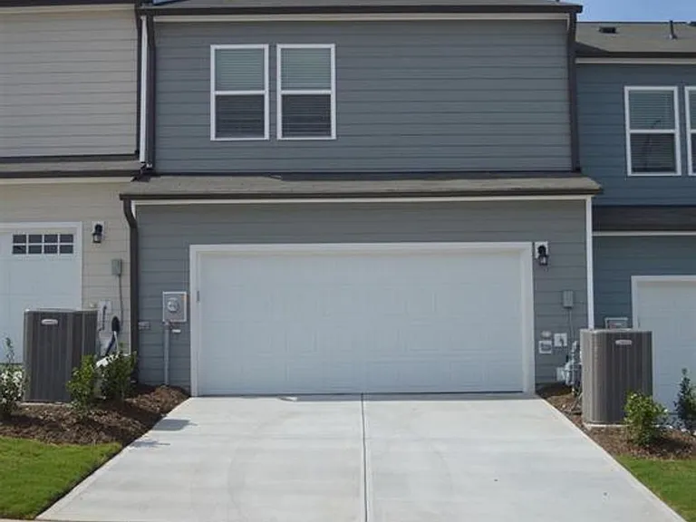 5409 Talley St — Photo 2