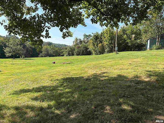 5th image of 1505 Hall Church Rd