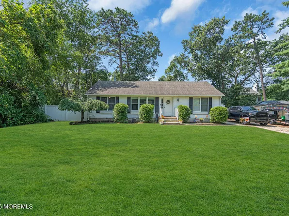 42 3rd Street, Manchester, NJ 08759