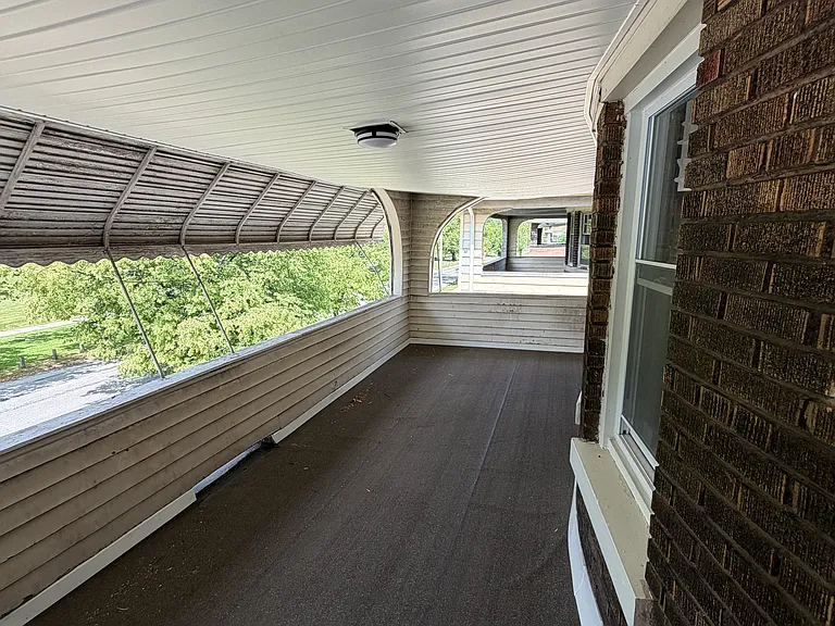 929 Thornhill Dr #2 — Photo 13