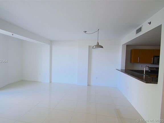 4th image of 6362 Indian Creek Dr