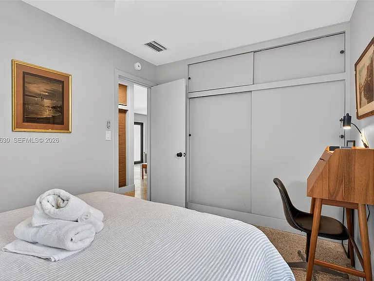 3781 NE 13th Ave — Photo 17
