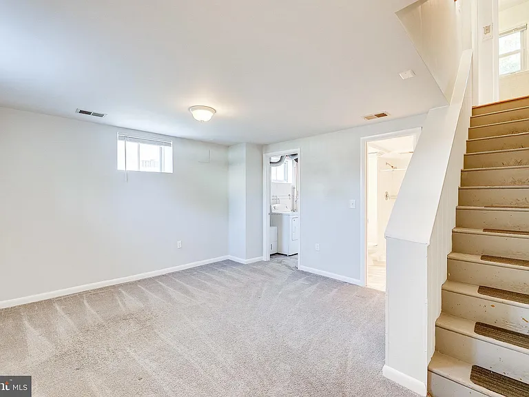 2414 Key Blvd — Photo 18