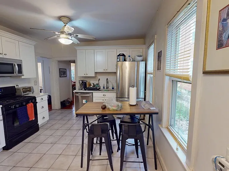 34 Holyoke Rd #1 — Photo 3