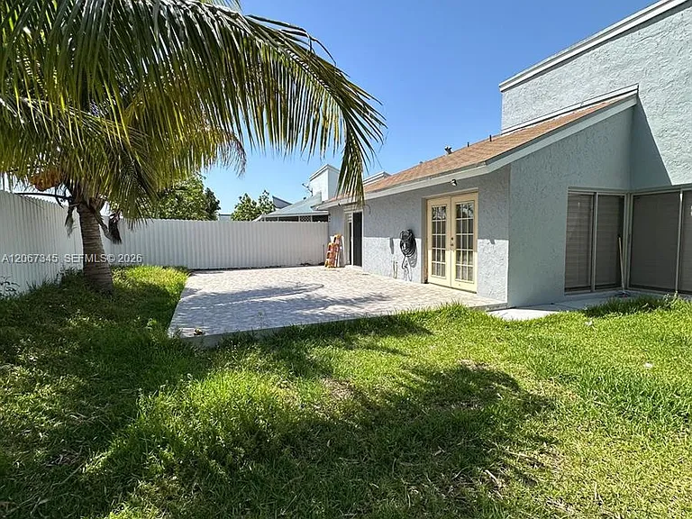 20926 SW 124th Avenue Rd — Photo 1