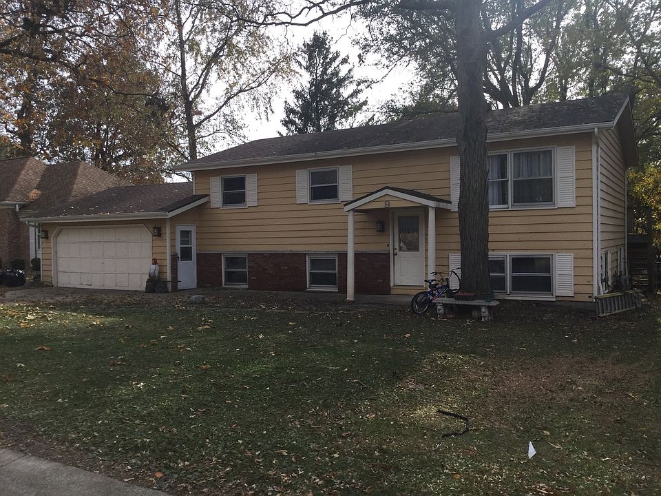1st image of 9 Foxhill Ct