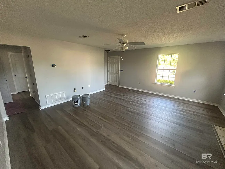 29595 Canal Rd — Photo 6