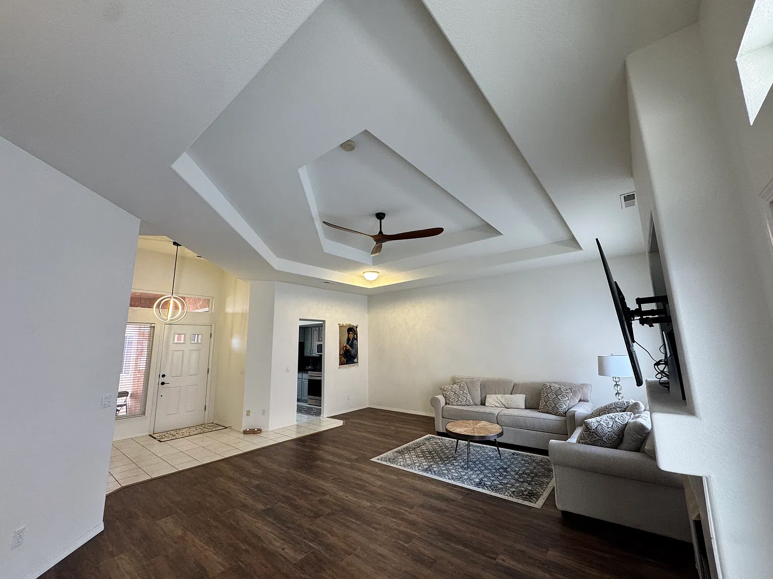 3 bed, 1590 sqft, $2,495 — Photo 3