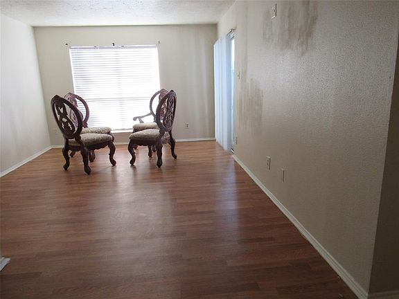 4th image of 7313 Gulf Fwy APT 306