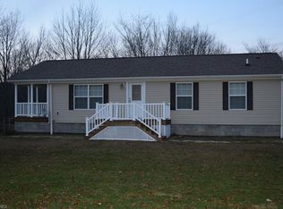 1807 Mud Run Rd SE, New Philadelphia, OH 44663