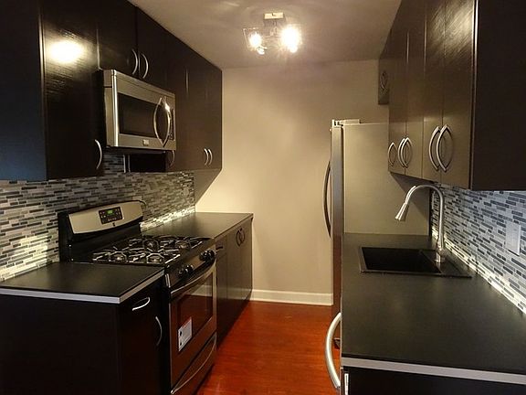 2nd image of 685 Heritage Dr #7-204