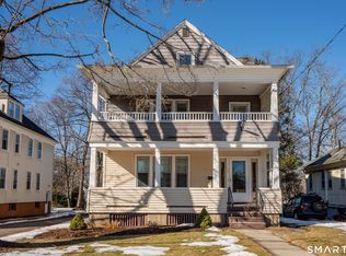 109 Grennan Rd, West Hartford, CT 06107