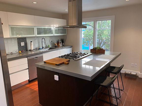 4th image of 3606 Folsom St #0