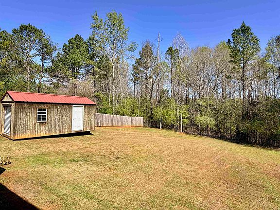 4th image of 1914 Cahaba Rd