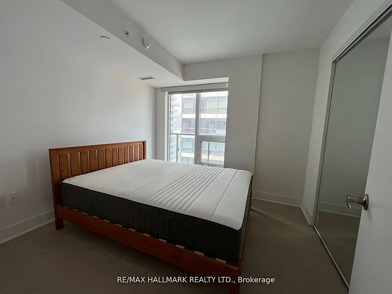 955 Bay St #1715 — Photo 5