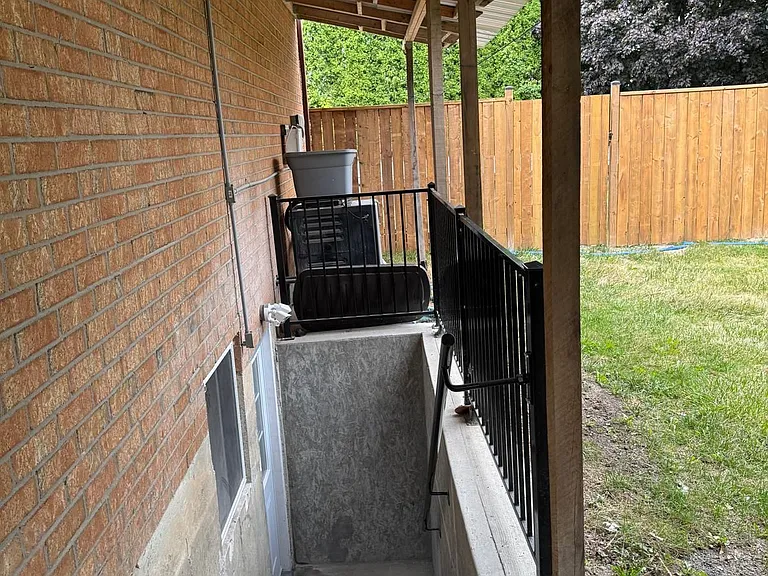 18 Red Tail Ct #BASEMENT — Photo 5