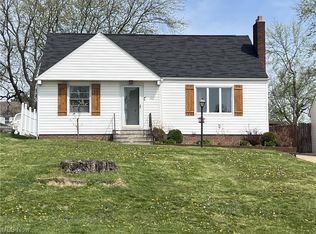 1221 Spangler Rd NE, Canton, OH