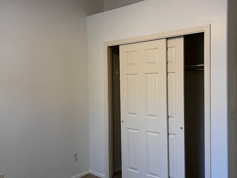 5598 W Crimson Bluff Dr — Photo 9