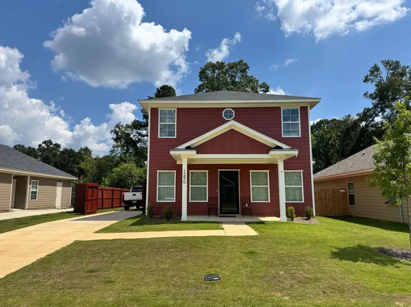 1290 Providence Ln, Columbus, GA 31903