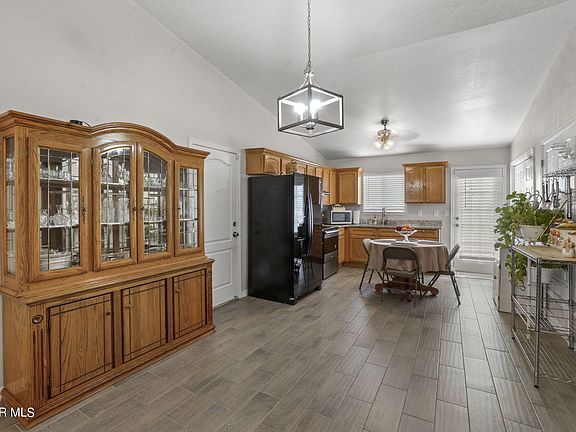 4th image of 5980 Valle Del Sol Dr