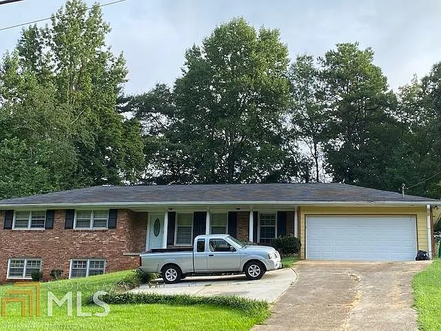 4256 Abingdon Dr photo 1