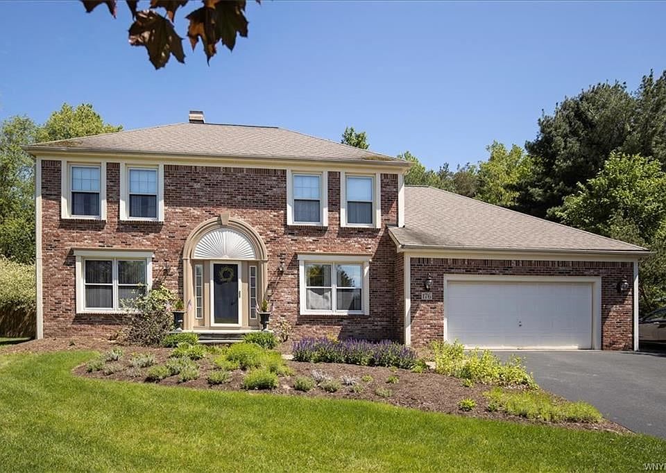 1st image of 176 Stoneridge Ct