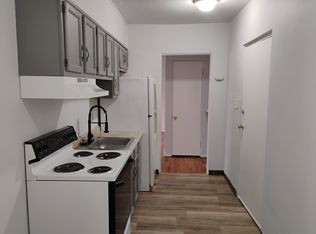10 S West St, Allentown, PA 18102