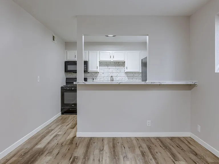 1332-1334 S 30th Ct — Photo 20
