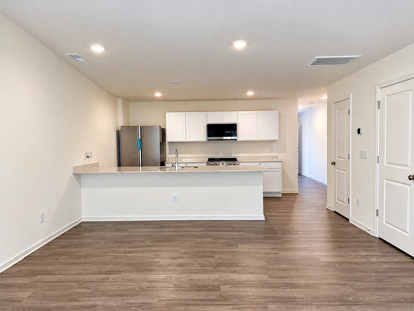 702 Richard Rd — Photo 3