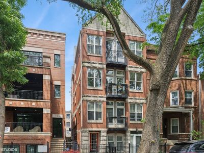 920 W Wolfram St APT 3, Chicago, IL, 60657