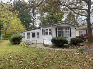 14 Brookside Dr, Bath, PA 18014