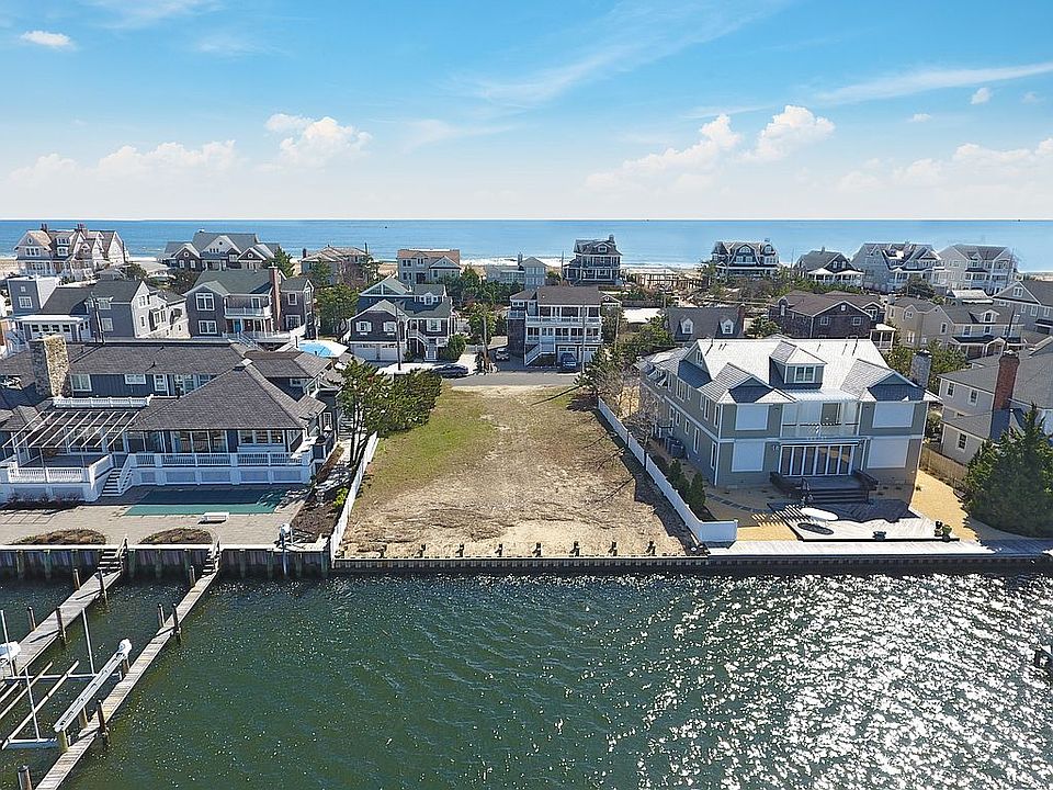 1st image of 1092 Barnegat Ln
