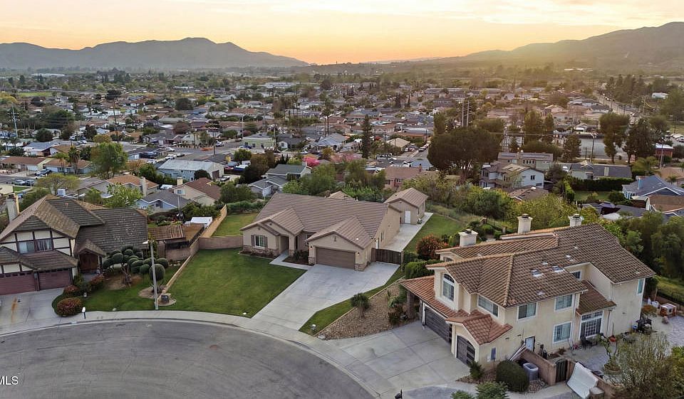 1st image of 815 Woodgrove Rd