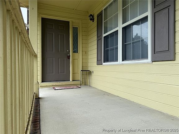 4th image of 163 Cornwallis Ct