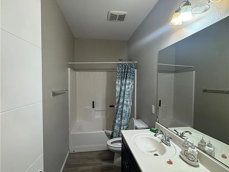 43 Heathrow Lake Ave — Photo 17