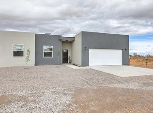 890 Idalia Rd SW, Rio Rancho, NM 87124