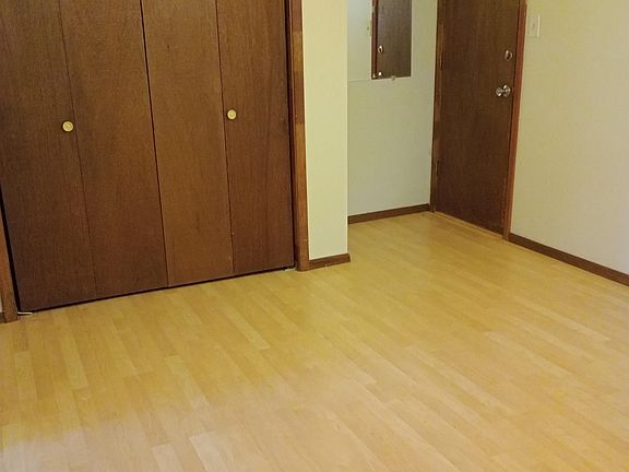4th image of 516 Juanita St