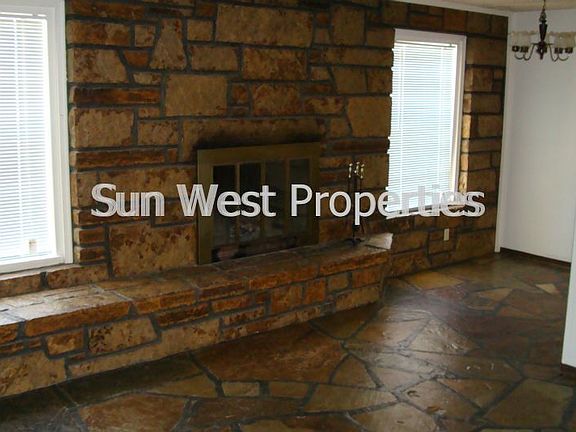 3rd image of 837 Nm Highway 516 APT 2