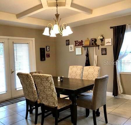 4th image of 4118 Rolling Hill Dr