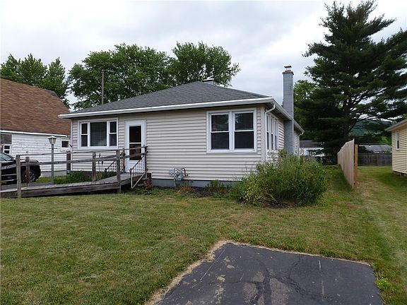 3rd image of 3104 Arnold Ave