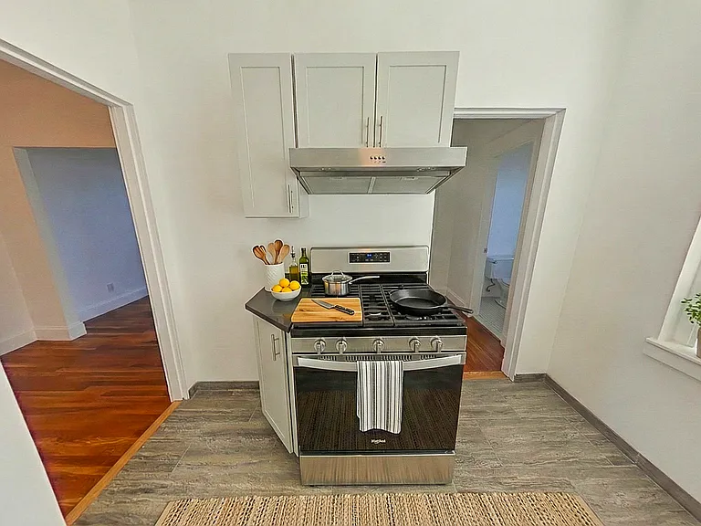 2031 Commonwealth Ave #16 — Photo 23